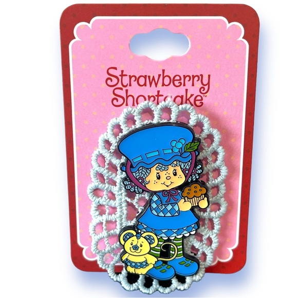 Strawberry Shortcake Blueberry Muffins Lace Doily Enamel Pin - Picture 1 of 3